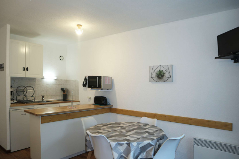 _clients_210520001_photos_70b_11322940