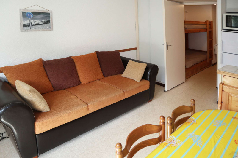 _clients_210520001_photos_713b_11026247 _clients_210520001_photos_713b_11026247