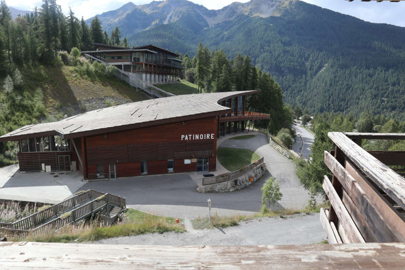 _clients_210520001_photos_713h_10515679