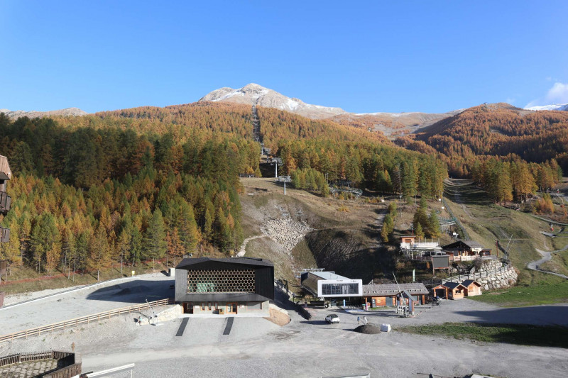 _clients_210520001_photos_746h_11273921