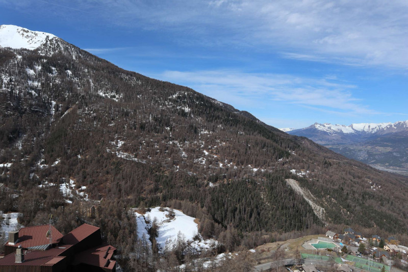 _clients_210520001_photos_757i_10039003 _clients_210520001_photos_757i_10039003