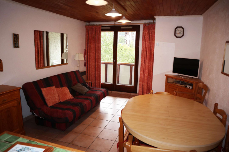 _clients_210520001_photos_764a_10249262 _clients_210520001_photos_764a_10249262