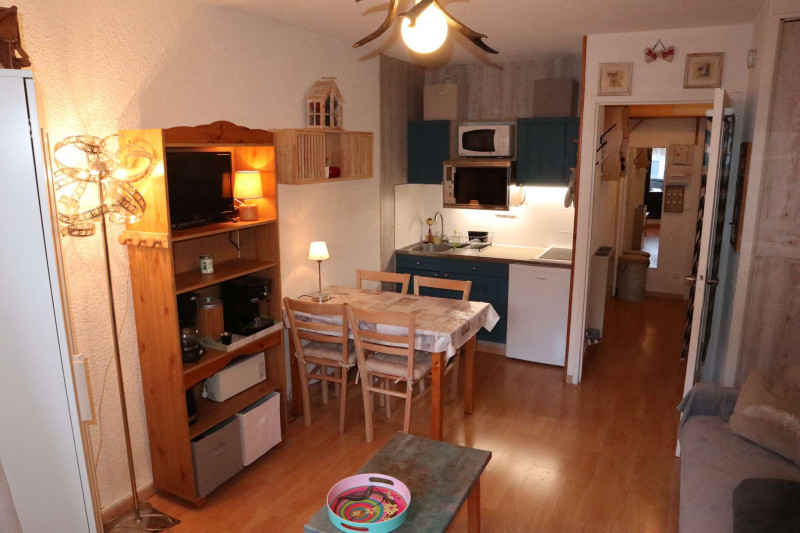 _clients_210520001_photos_810c_9883336