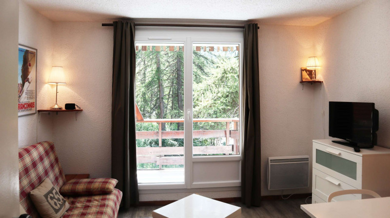 _clients_210520001_photos_811d_12169012 _clients_210520001_photos_811d_12169012