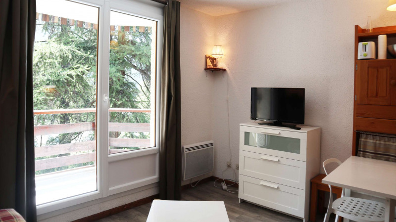 _clients_210520001_photos_811e_12129579 _clients_210520001_photos_811e_12129579