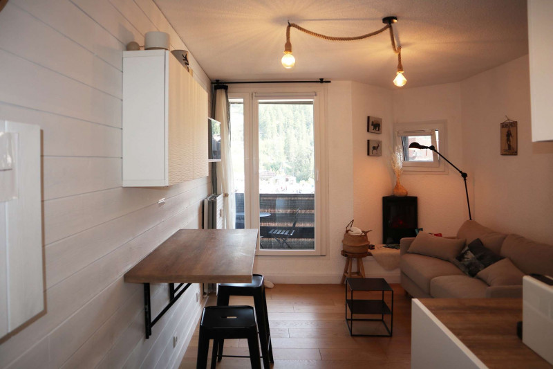 _clients_210520001_photos_814a_10834683 _clients_210520001_photos_814a_10834683