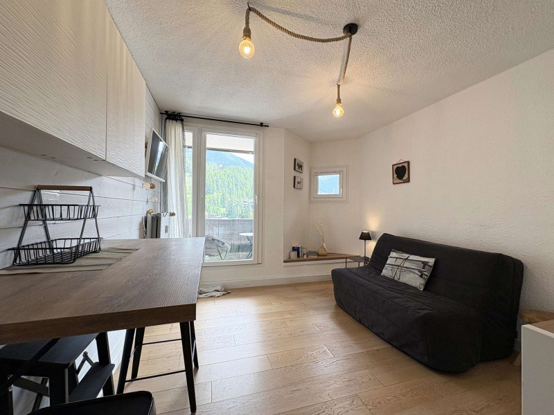 _clients_210520001_photos_814d_12192480