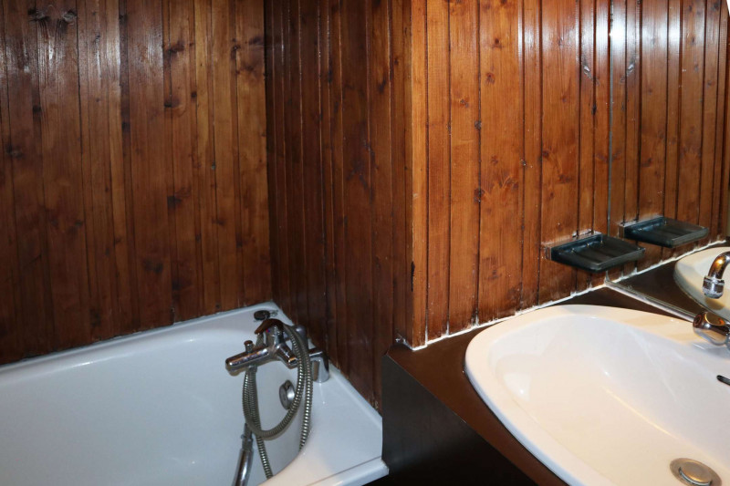 _clients_210520001_photos_818f_12200217 _clients_210520001_photos_818f_12200217