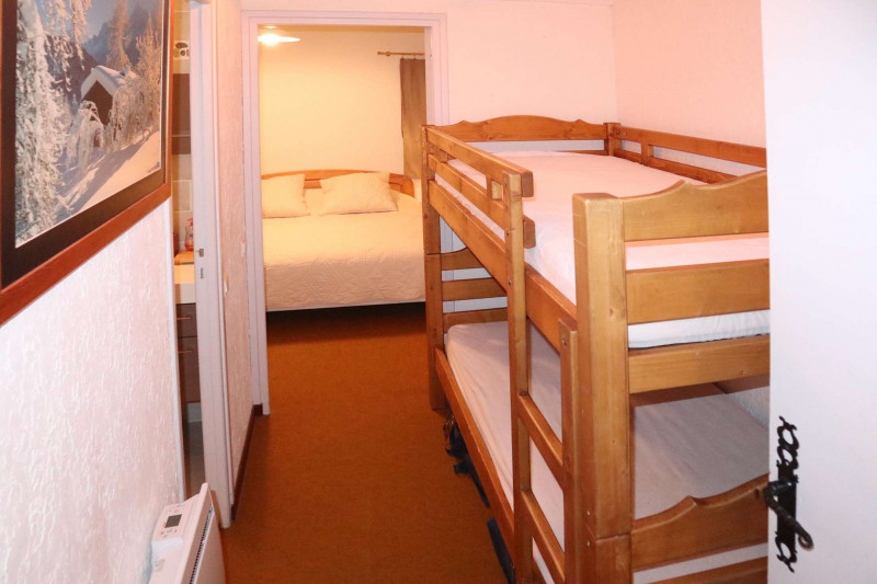 _clients_210520001_photos_830h_9858969