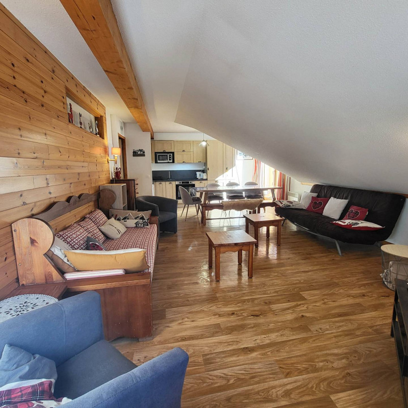 _clients_210520001_photos_840b_10550299 _clients_210520001_photos_840b_10550299