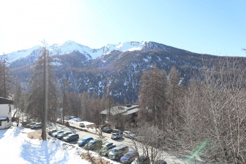 _clients_210520001_photos_847i_11348909