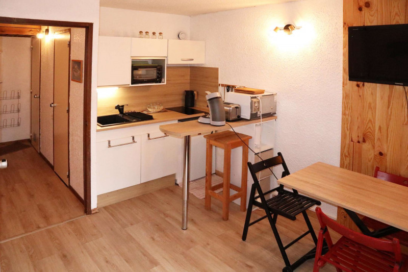 _clients_210520001_photos_851d_10759650 _clients_210520001_photos_851d_10759650