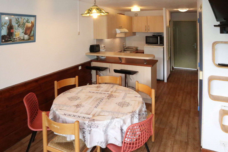 _clients_210520001_photos_855c_9842801 _clients_210520001_photos_855c_9842801