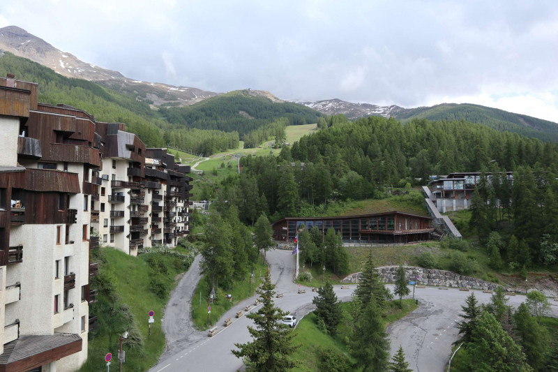 _clients_210520001_photos_855g_12276543