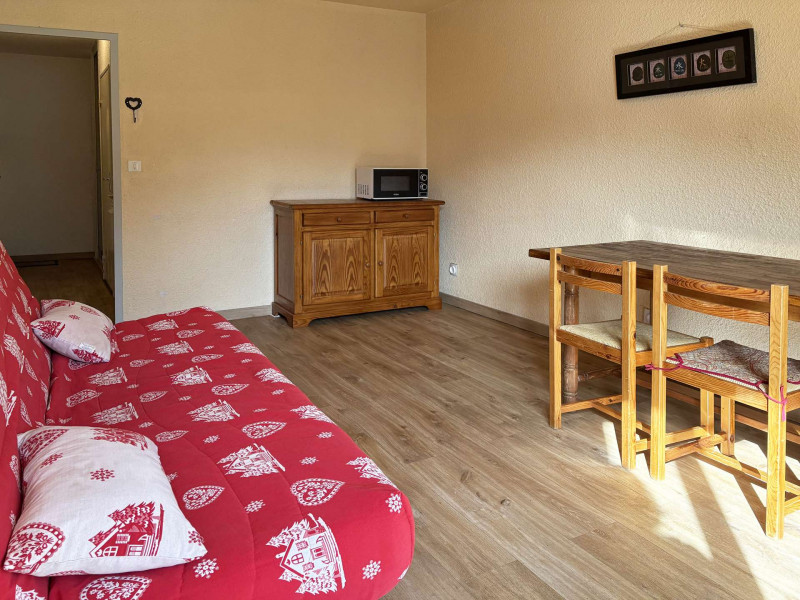 _clients_210520001_photos_871d_10117347 _clients_210520001_photos_871d_10117347