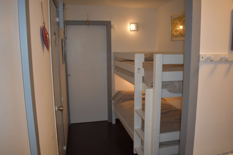 _clients_210520001_photos_876f_10007157 _clients_210520001_photos_876f_10007157