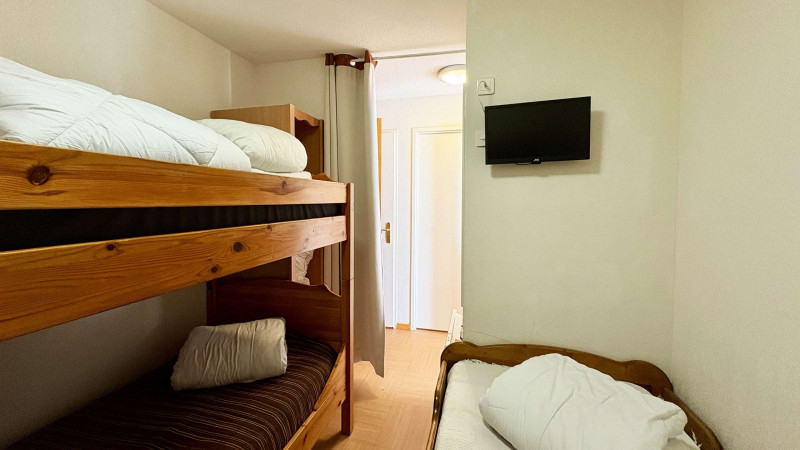 _clients_210520001_photos_877f_10835300 _clients_210520001_photos_877f_10835300