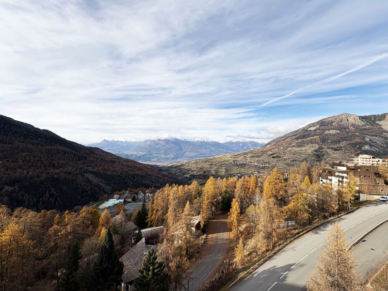 _clients_210520001_photos_879j_10183771