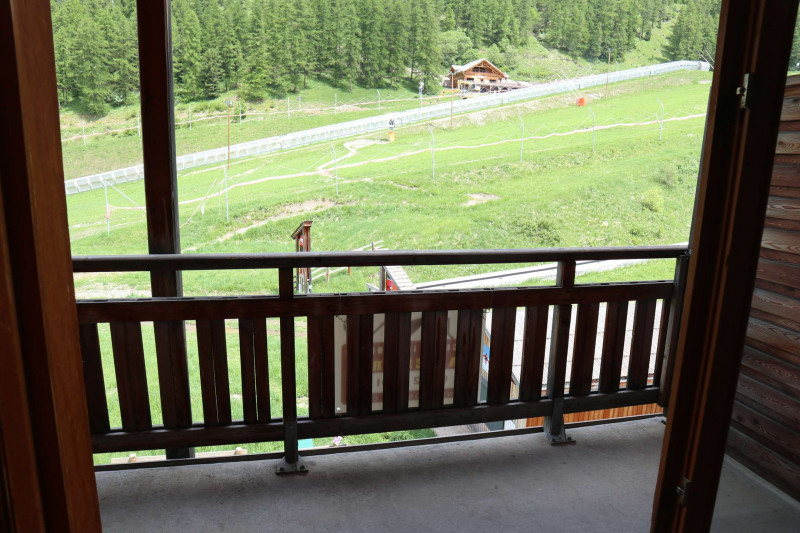 _clients_210520001_photos_880k_11111383 _clients_210520001_photos_880k_11111383