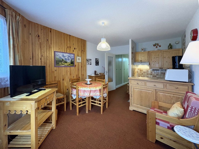 _clients_210520001_photos_882a_10751604 _clients_210520001_photos_882a_10751604