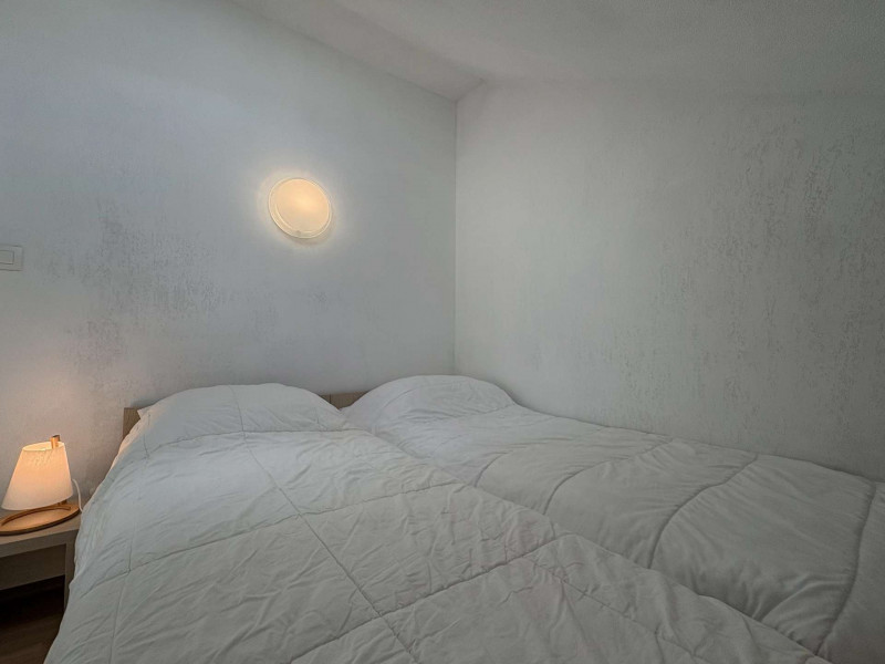 _clients_210520001_photos_894g_12239141