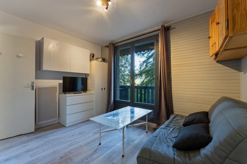 LocationAppartementLesOrres_AgenceDesOrres_ECR412 LocationAppartementLesOrres_AgenceDesOrres_ECR412