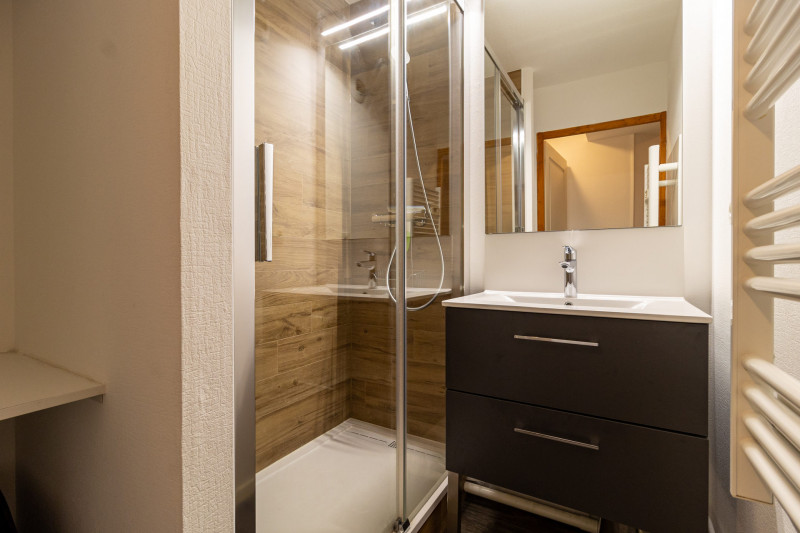 LocationAppartementLesOrres_AgenceDesOrres_MZ2008 LocationAppartementLesOrres_AgenceDesOrres_MZ2008