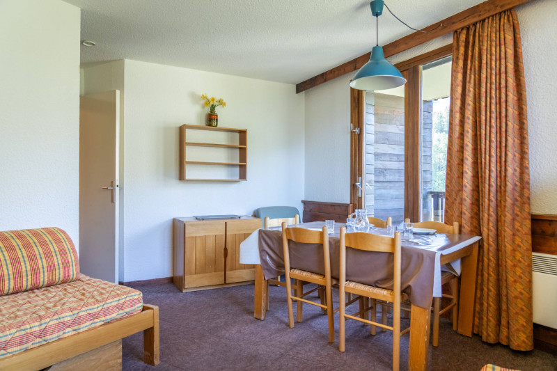 LocationAppartementLesOrres_AgenceDesOrres_B1006 LocationAppartementLesOrres_AgenceDesOrres_B1006