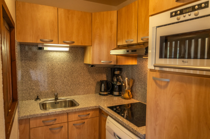 LocationAppartementLesOrres_AgenceDesOrres_B1006 LocationAppartementLesOrres_AgenceDesOrres_B1006