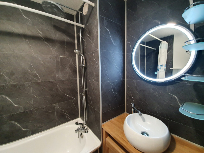 LocationAppartementLesOrres_AgenceDesOrres_B408 LocationAppartementLesOrres_AgenceDesOrres_B408