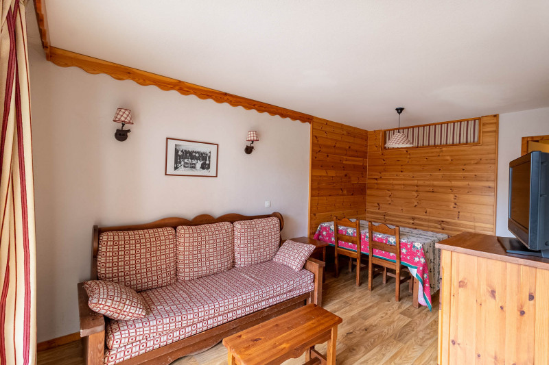 LocationAppartementLesOrres_AgenceDesOrres_MZ2120 LocationAppartementLesOrres_AgenceDesOrres_MZ2120