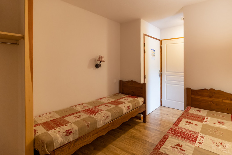 LocationAppartementLesOrres_AgenceDesOrres_MZ2120 LocationAppartementLesOrres_AgenceDesOrres_MZ2120