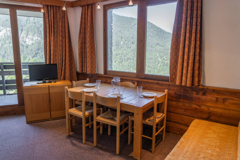 LocationAppartementLesOrres_AgenceDesOrres_B404 LocationAppartementLesOrres_AgenceDesOrres_B404