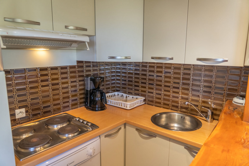 LocationAppartementLesOrres_AgenceDesOrres_B404 LocationAppartementLesOrres_AgenceDesOrres_B404