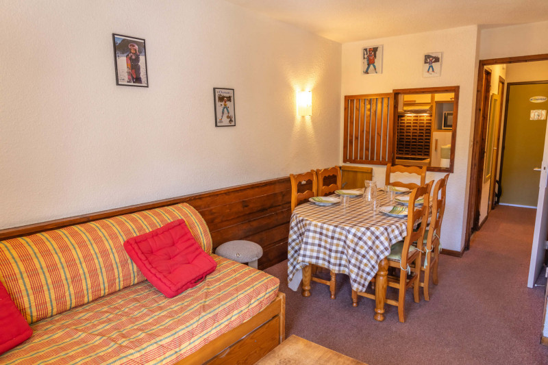 LocationAppartementLesOrres_AgenceDesOrres_B1008 LocationAppartementLesOrres_AgenceDesOrres_B1008