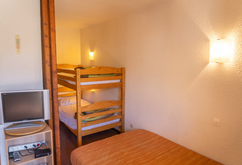 LocationAppartementLesOrres_AgenceDesOrres_B1008 LocationAppartementLesOrres_AgenceDesOrres_B1008