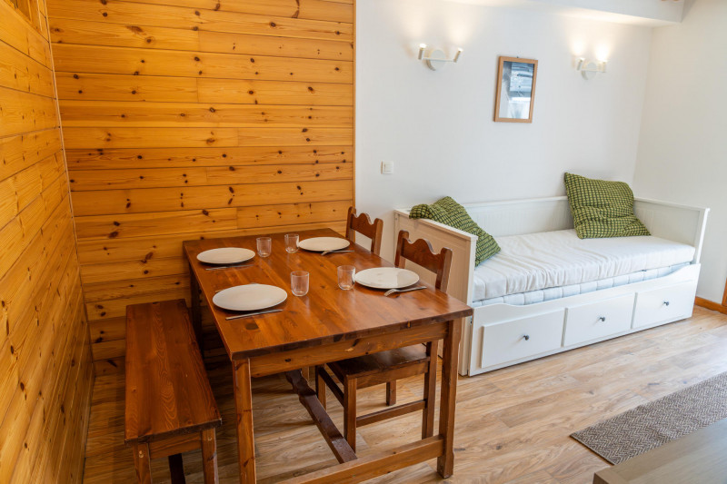 LocationAppartementLesOrres_AgenceDesOrres_MZ2015 LocationAppartementLesOrres_AgenceDesOrres_MZ2015