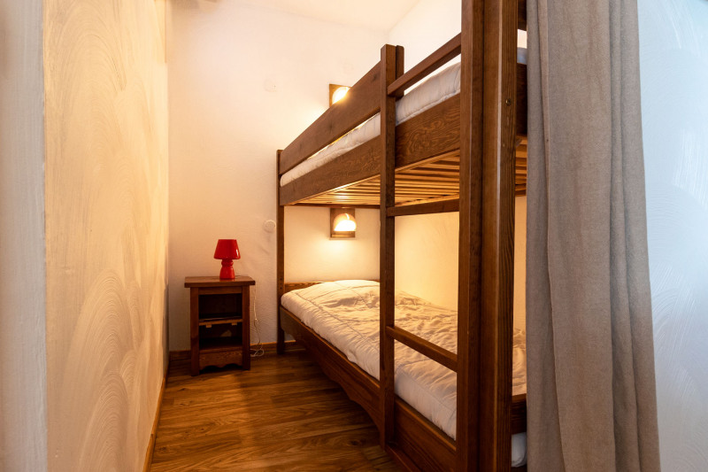 LocationAppartementLesOrres_AgenceDesOrres_MZ1204 LocationAppartementLesOrres_AgenceDesOrres_MZ1204