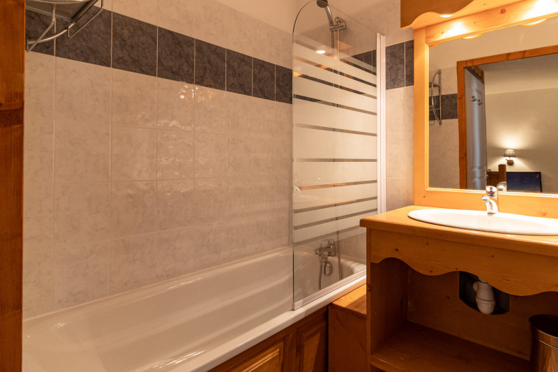 LocationAppartementLesOrres_AgenceDesOrres_MZ1204 LocationAppartementLesOrres_AgenceDesOrres_MZ1204