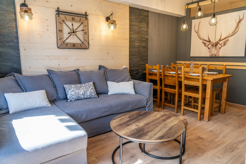LocationAppartementLesOrres_AgenceDesOrres_MBB203 LocationAppartementLesOrres_AgenceDesOrres_MBB203