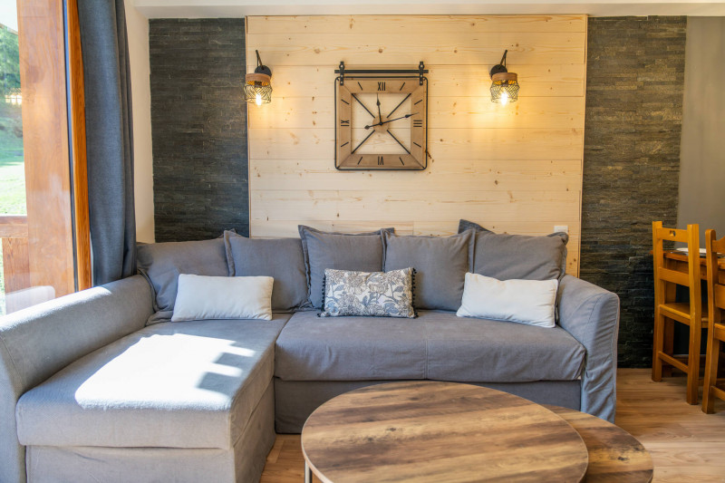 LocationAppartementLesOrres_AgenceDesOrres_MBB203 LocationAppartementLesOrres_AgenceDesOrres_MBB203