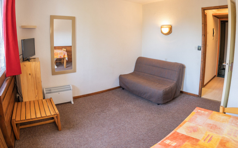 LocationAppartementLesOrres_AgenceDesOrres_B714 LocationAppartementLesOrres_AgenceDesOrres_B714