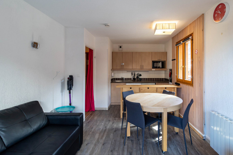 LocationAppartementLesOrres_AgenceDesOrres_BDA611 LocationAppartementLesOrres_AgenceDesOrres_BDA611