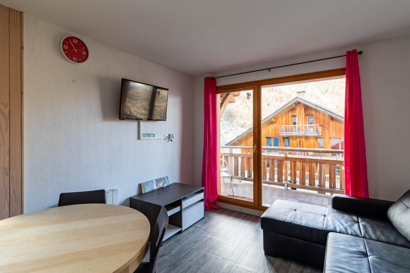 LocationAppartementLesOrres_AgenceDesOrres_BDA611 LocationAppartementLesOrres_AgenceDesOrres_BDA611