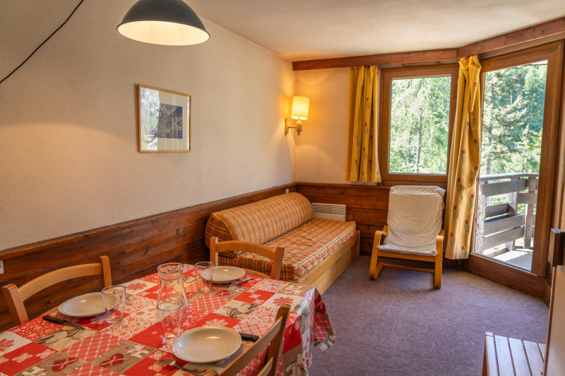 LocationAppartementLesOrres_AgenceDesOrres_B107 LocationAppartementLesOrres_AgenceDesOrres_B107