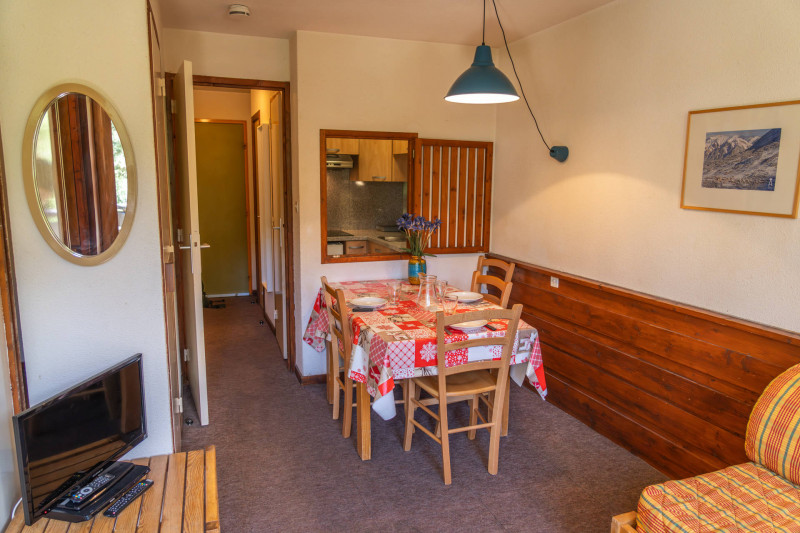 LocationAppartementLesOrres_AgenceDesOrres_B107 LocationAppartementLesOrres_AgenceDesOrres_B107