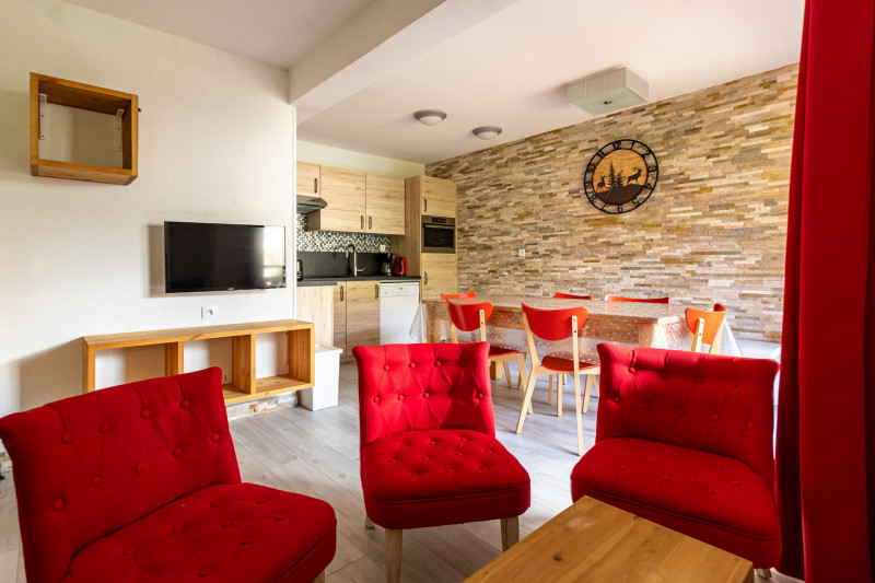 LocationAppartementLesOrres_AgenceDesOrres_BDA501 LocationAppartementLesOrres_AgenceDesOrres_BDA501