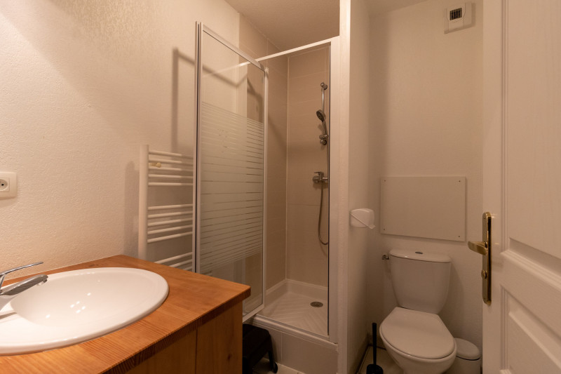 LocationAppartementLesOrres_AgenceDesOrres_BDA501 LocationAppartementLesOrres_AgenceDesOrres_BDA501