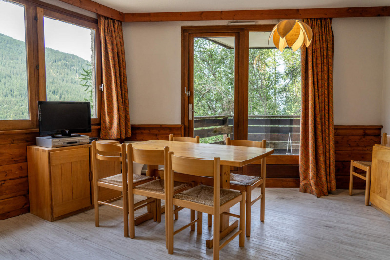 LocationAppartementLesOrres_AgenceDesOrres_B103 LocationAppartementLesOrres_AgenceDesOrres_B103