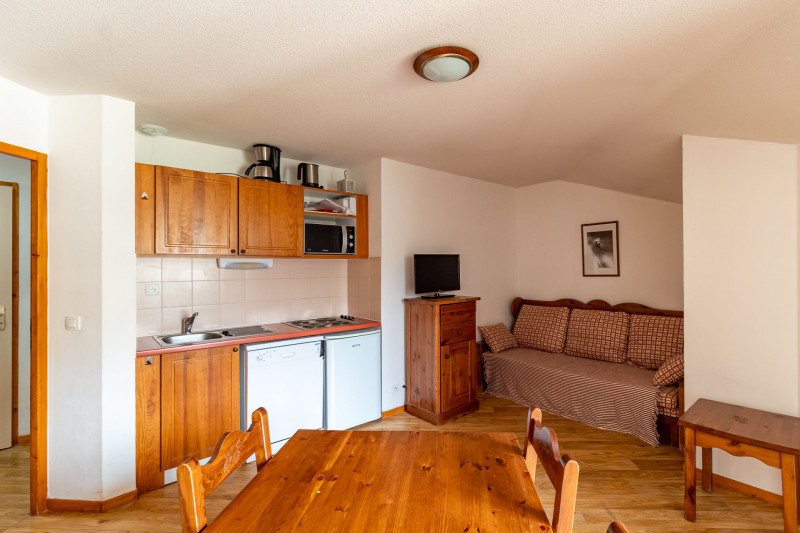LocationAppartementLesOrres_AgenceDesOrres_MZ2203 LocationAppartementLesOrres_AgenceDesOrres_MZ2203
